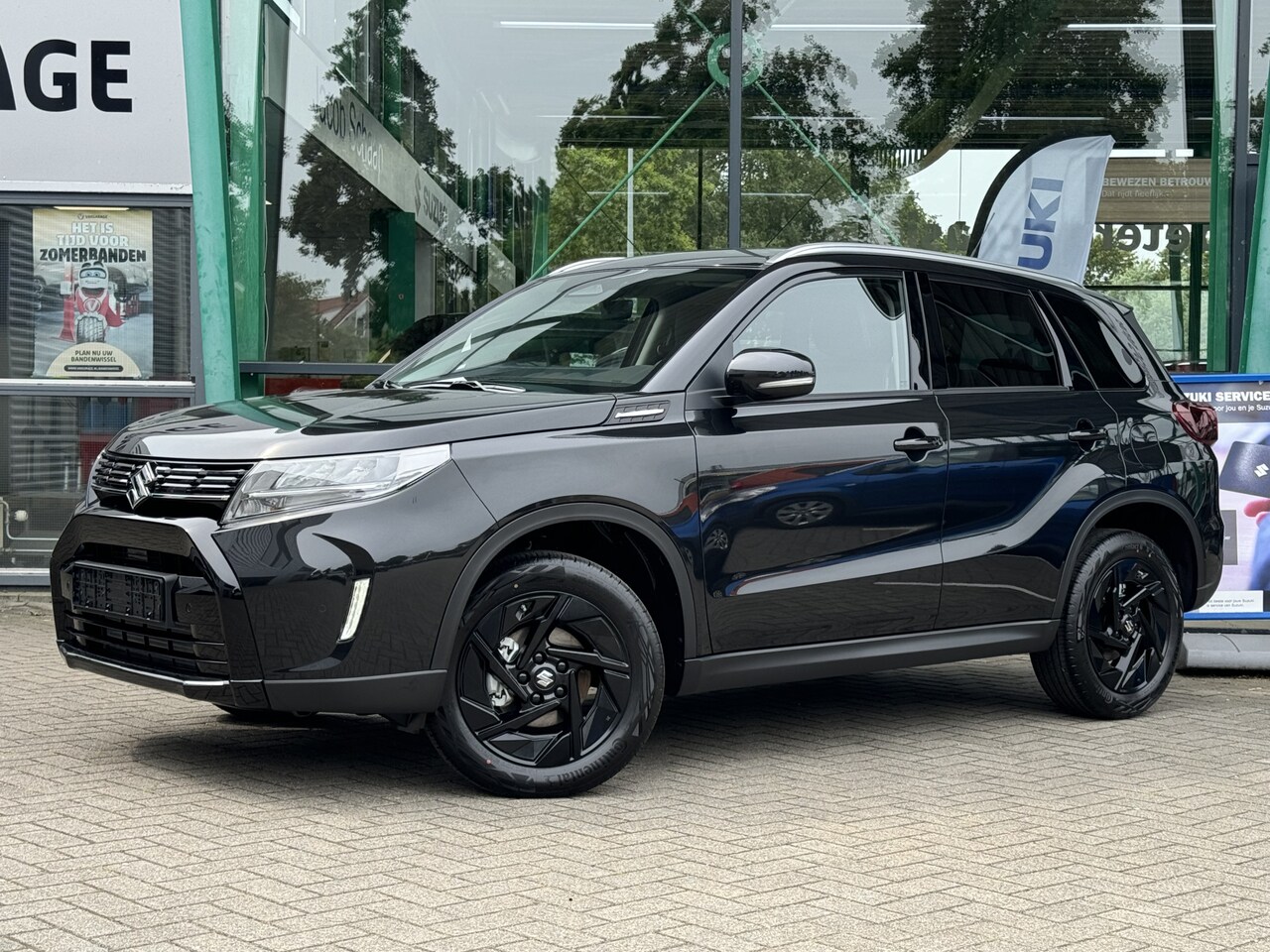 Suzuki Vitara - 1.4 Boosterjet Style Smart Hybrid | Zwarte Style velgen | Achteruitrijcamera | Navigatie | - AutoWereld.nl