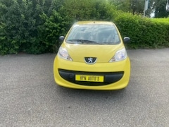 Peugeot 107 - 1.0-12V XS