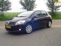 Toyota Auris - 1.6 Aspiration / Airco / Navigatie / Cruise / NAP