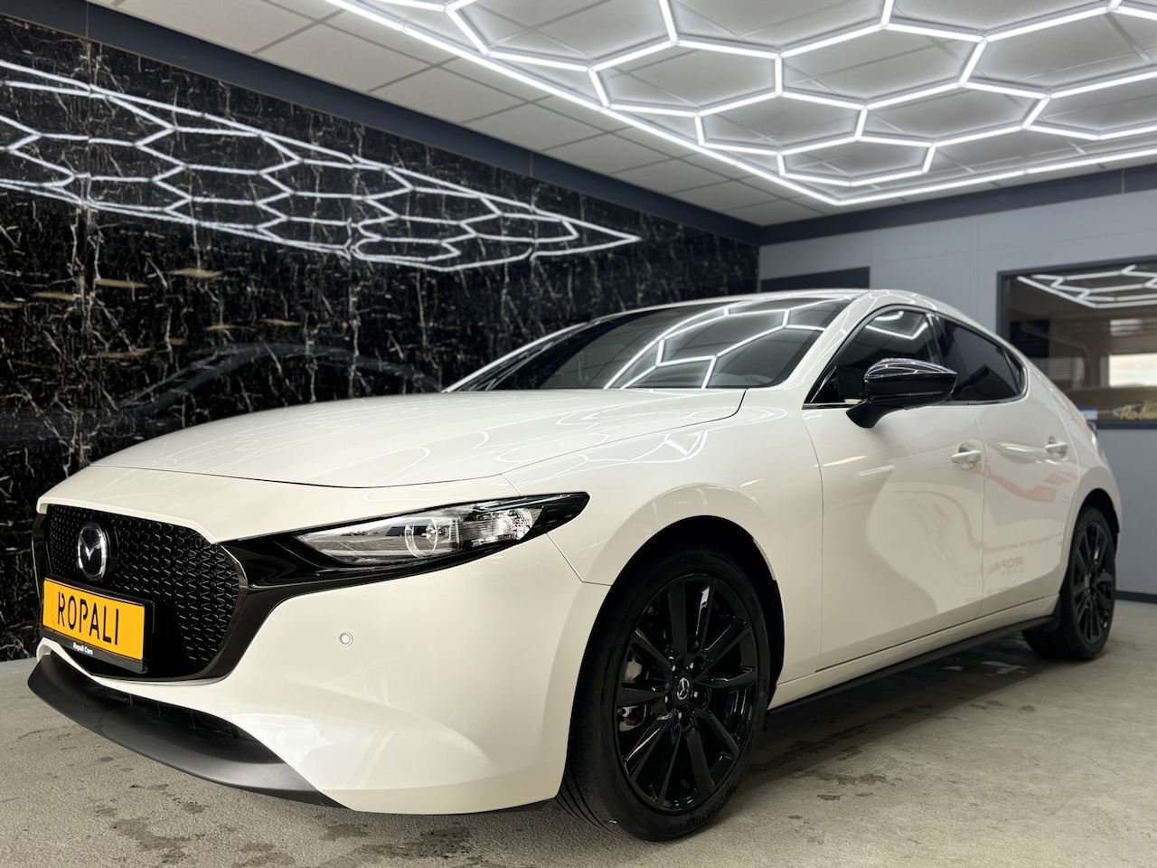 Mazda 3 - 2.0 e-SkyActiv-G M Hybrid 150 Exclusive-line - AutoWereld.nl