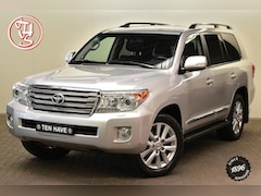 Toyota Land Cruiser V8 - 4.5 V8 D-4D Executive Standard Roof Window Van