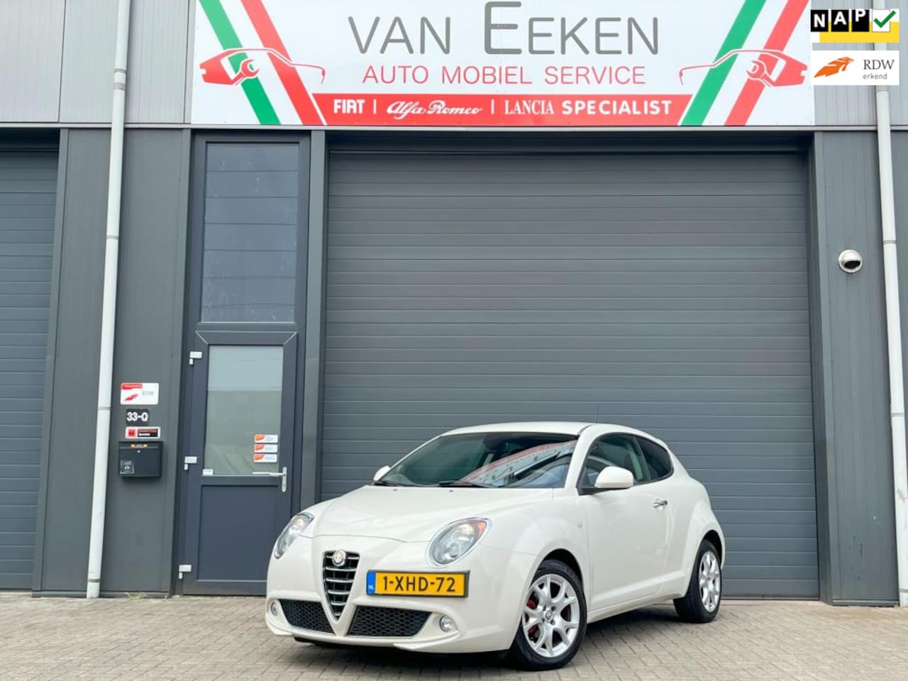 Alfa Romeo MiTo - 0.9 TwinAir Turbo 101 PK Esclusivo Clima/NAP/Cruise/Leer - AutoWereld.nl