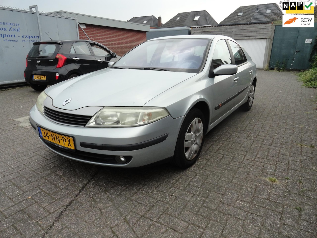 Renault Laguna - 1.8-16V Elective 1.8-16V Elective (KM 165302 NAP CLIMA) - AutoWereld.nl