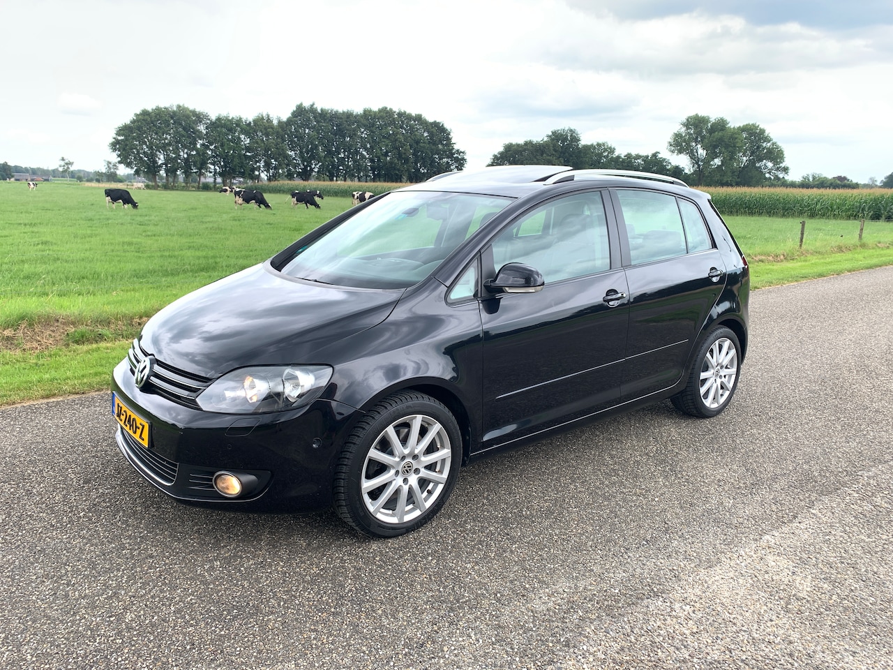 Volkswagen Golf Plus - 1.4 TSI Highline lederen bekl. schuifdak nav. clima  nw.  apk - AutoWereld.nl