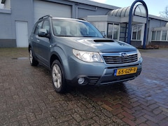 Subaru Forester - 2.0D Luxury //MOTOR TIKT //