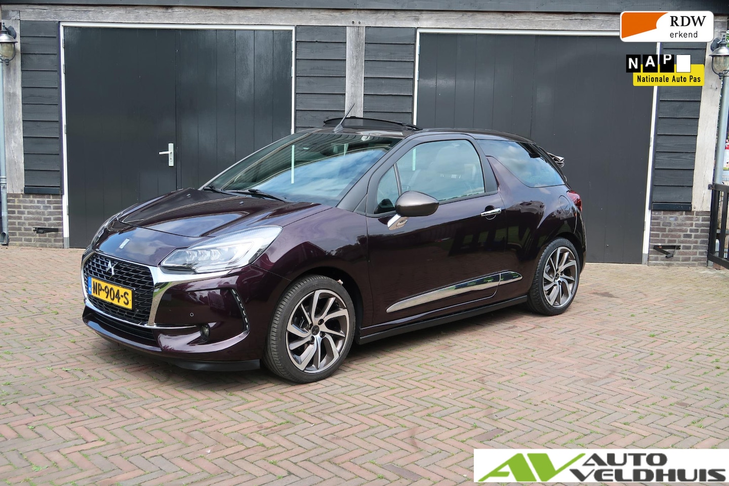 DS 3 Cabrio - 1.2 PureTech Sport Chic CABRIO NAVI CRUISE - AutoWereld.nl