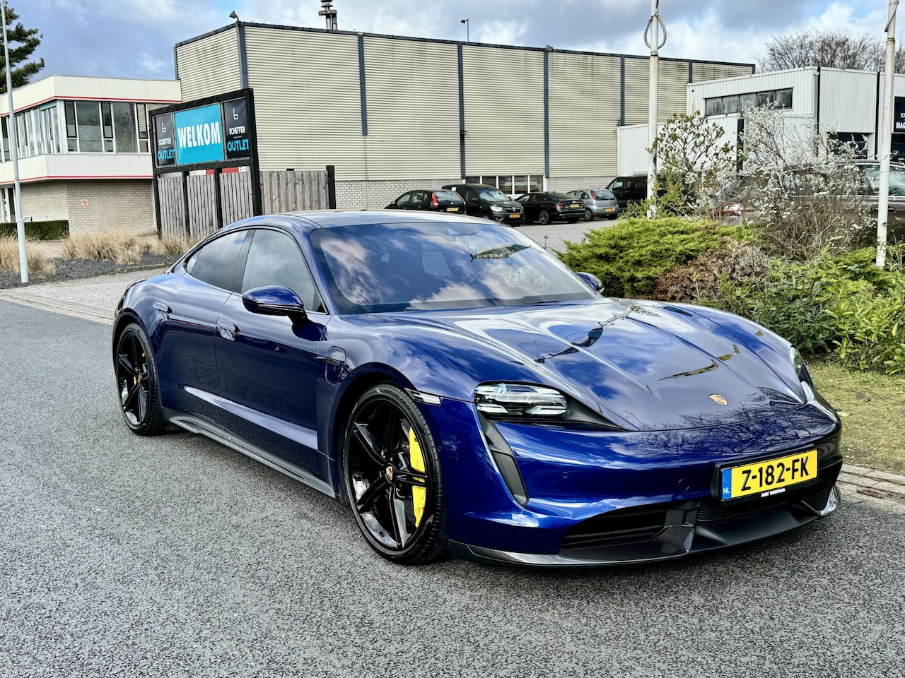 Porsche Taycan - Turbo S 761PK Pano•Bose•Carbon - AutoWereld.nl