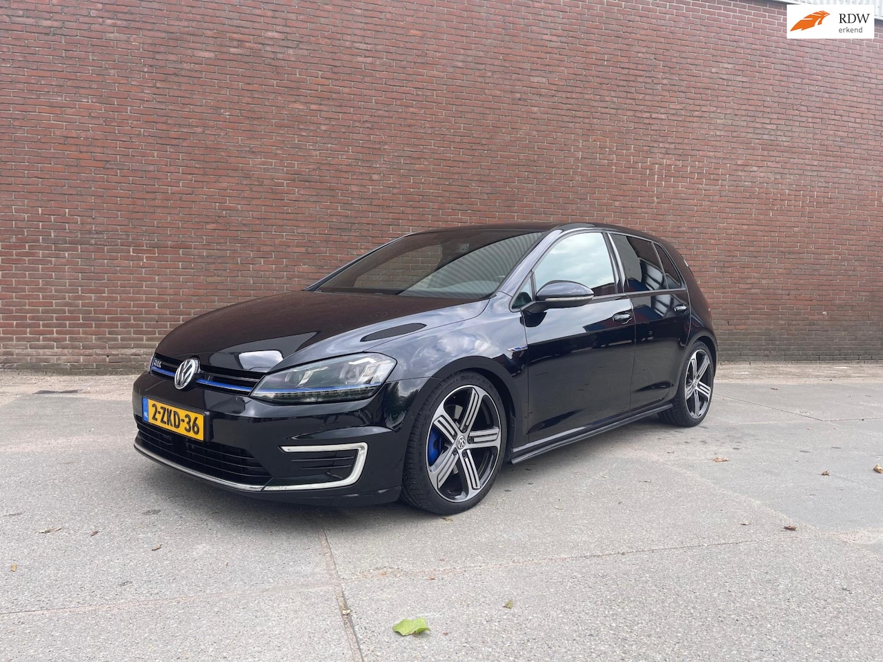 Volkswagen Golf - 1.4 TSI GTE 1.4 TSI GTE - AutoWereld.nl