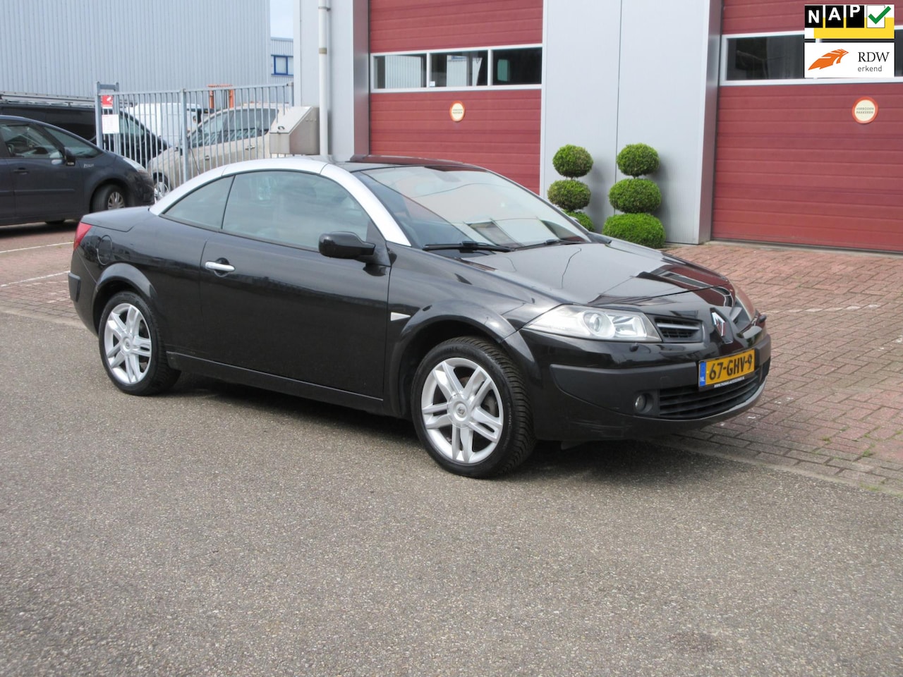 Renault Mégane coupé cabriolet - 2.0-16V T Tech Line. Keyless, Leder, Garantie, Trekhaak. - AutoWereld.nl