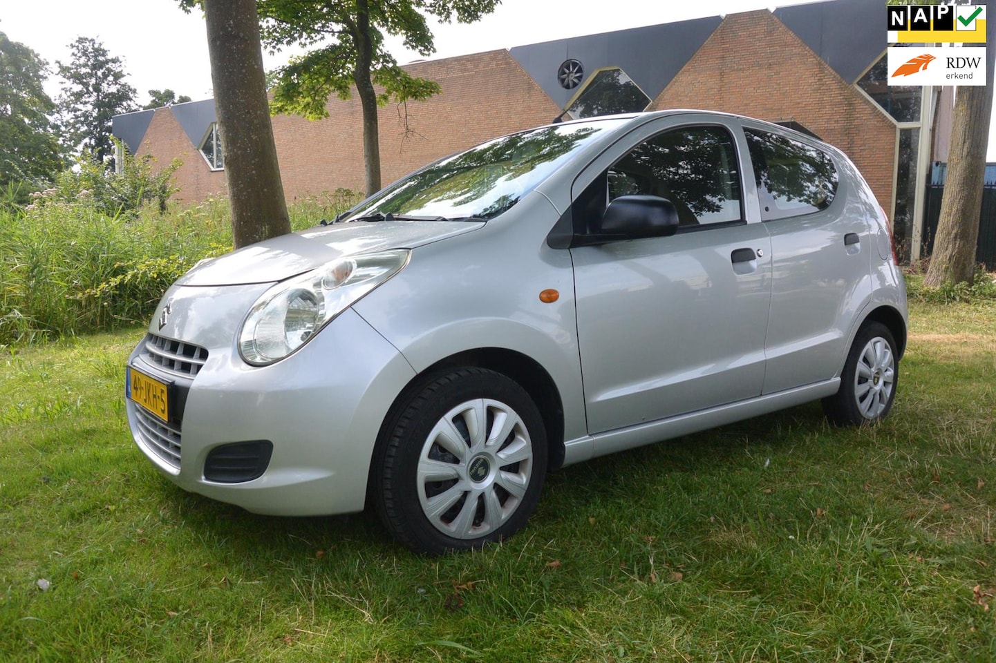 Suzuki Alto - 1.0 Comfort*5deurs*stuurbekrachtiging*apk - AutoWereld.nl