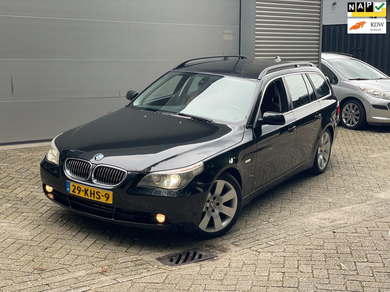 BMW 5-serie Touring - MULTIMEDIA-NAVI / AUTOMAAT / LEDER INTR / DEALER ONDERHOUDEN - AutoWereld.nl