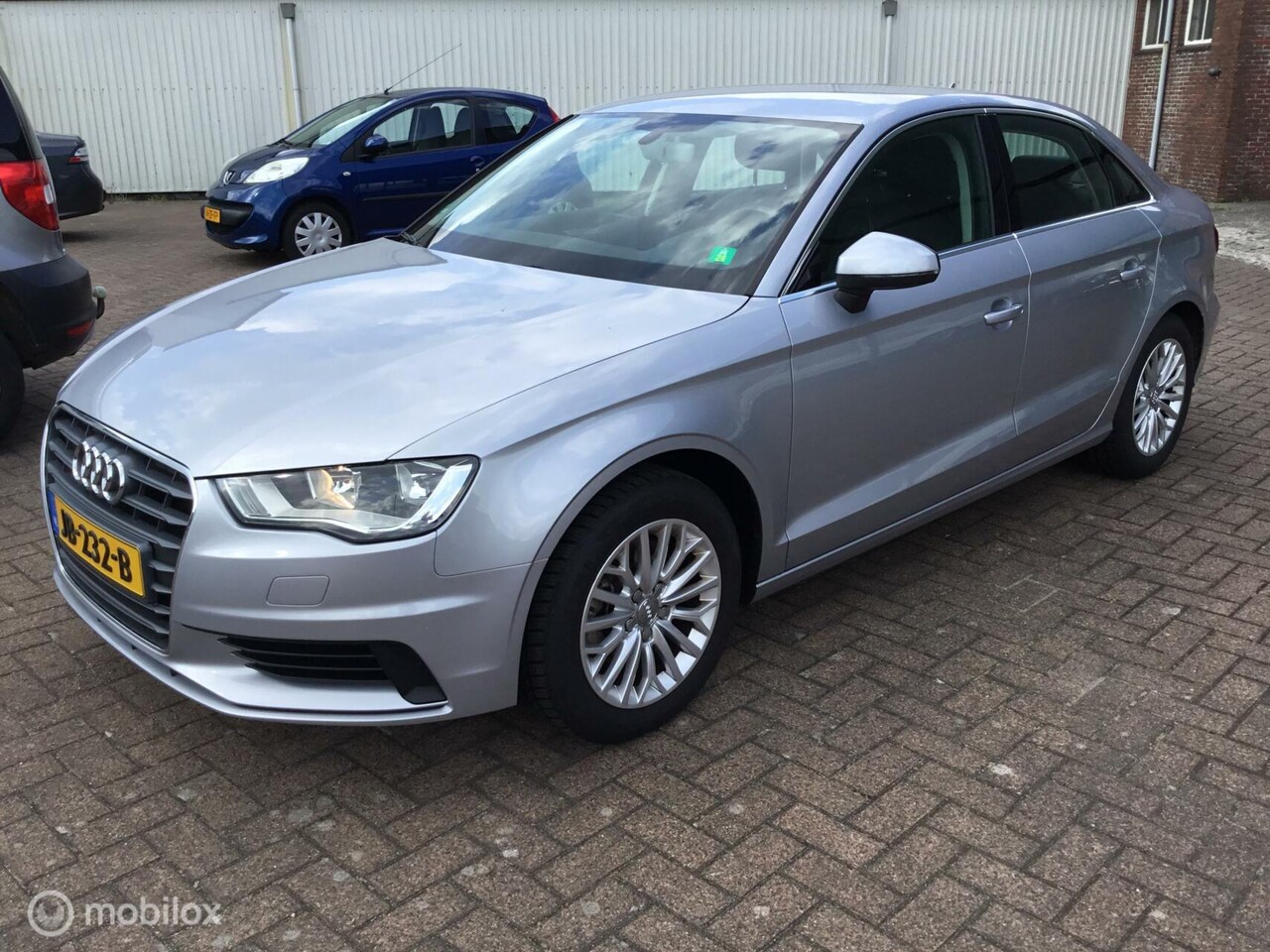 Audi A3 Limousine - 1.4 TFSI CoD Ambiente Pro Line Plus 1.4 TFSI CoD Ambiente Pro Line Plus - AutoWereld.nl