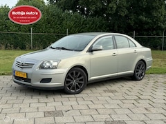 Toyota Avensis - 1.8 VVTi Terra Airco Nette staat Nieuwe APK