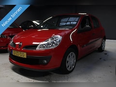 Renault Clio - 1.2-16V Special Line