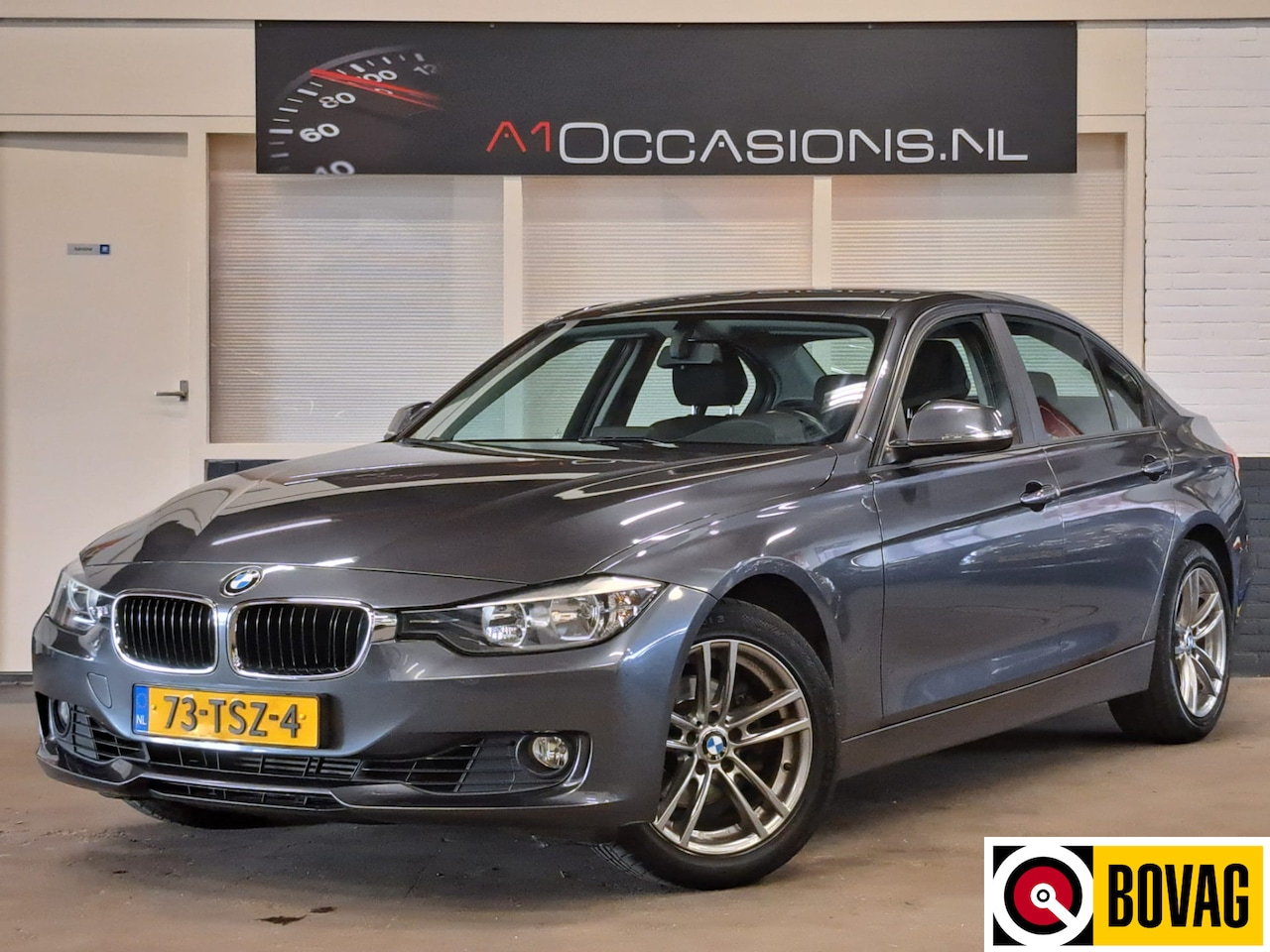 BMW 3-serie - 320i Executive + NAVI - AutoWereld.nl