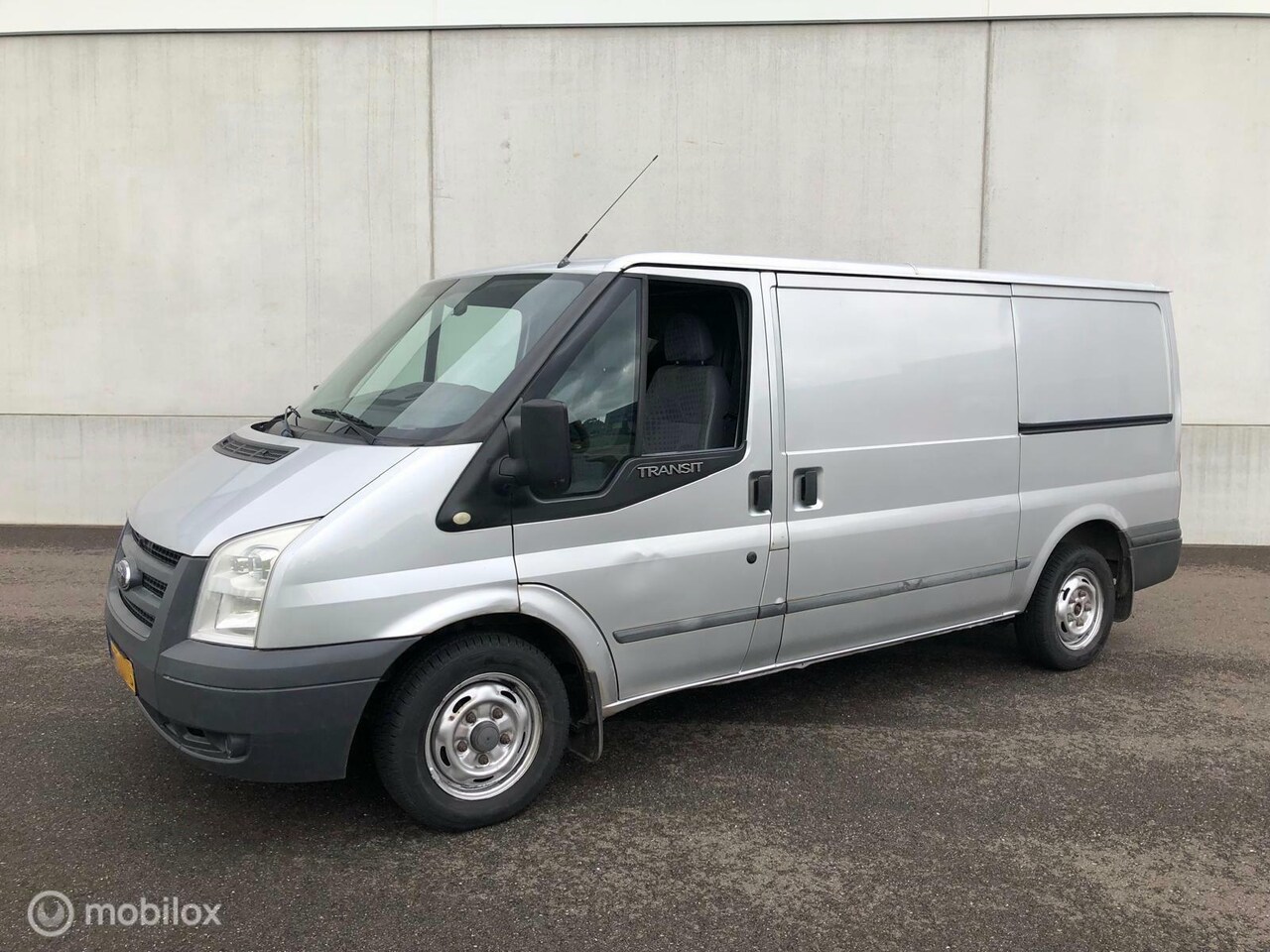 Ford Transit - 280M 2.2 TDCI LANG 2 SCHUIFDEUREN AIRCO EURO 5 - AutoWereld.nl