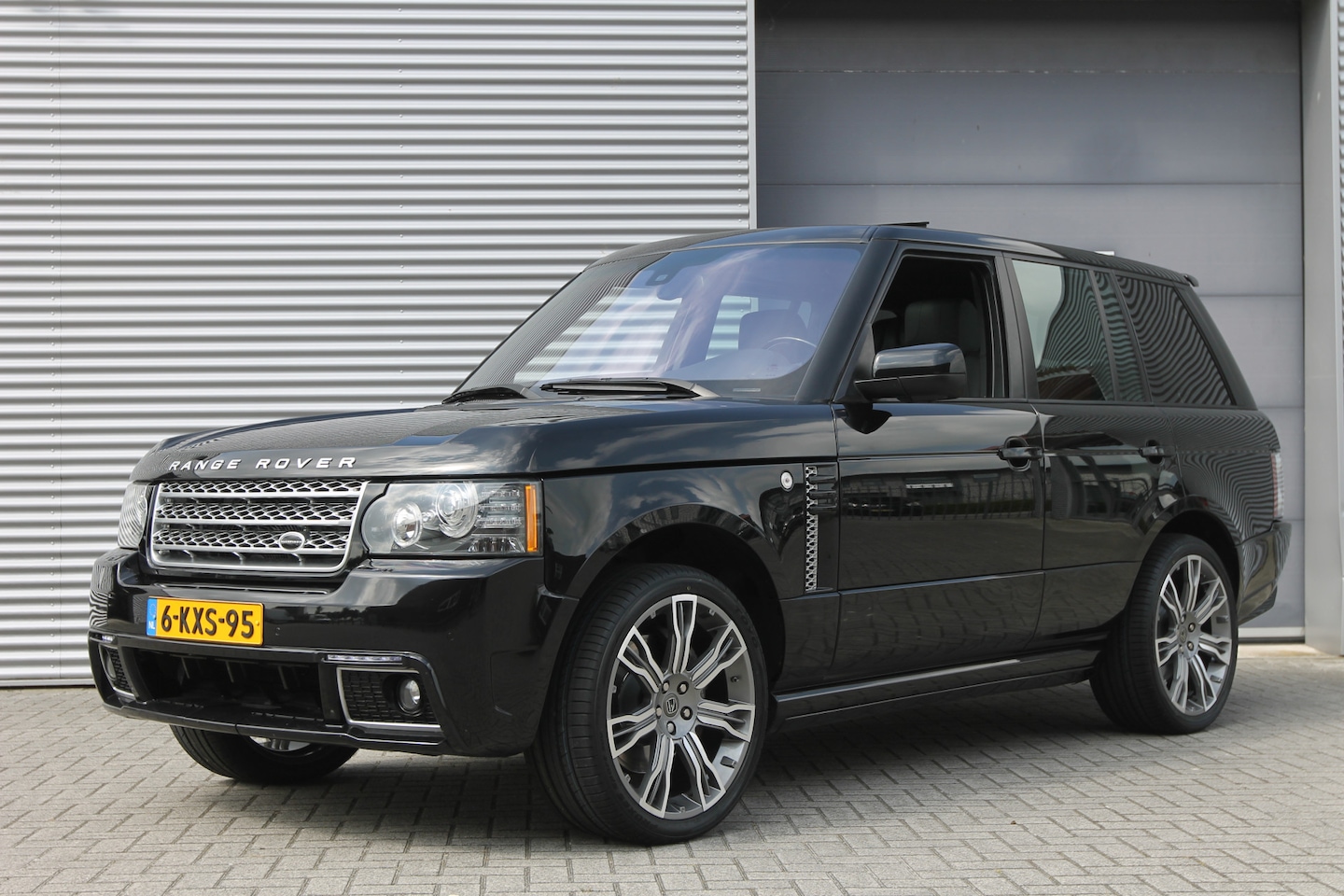 Land Rover Range Rover - 5.0 V8 Supercharged Autobiography I OVERFINCH I FULL OPTIONS I 103000 KM - AutoWereld.nl