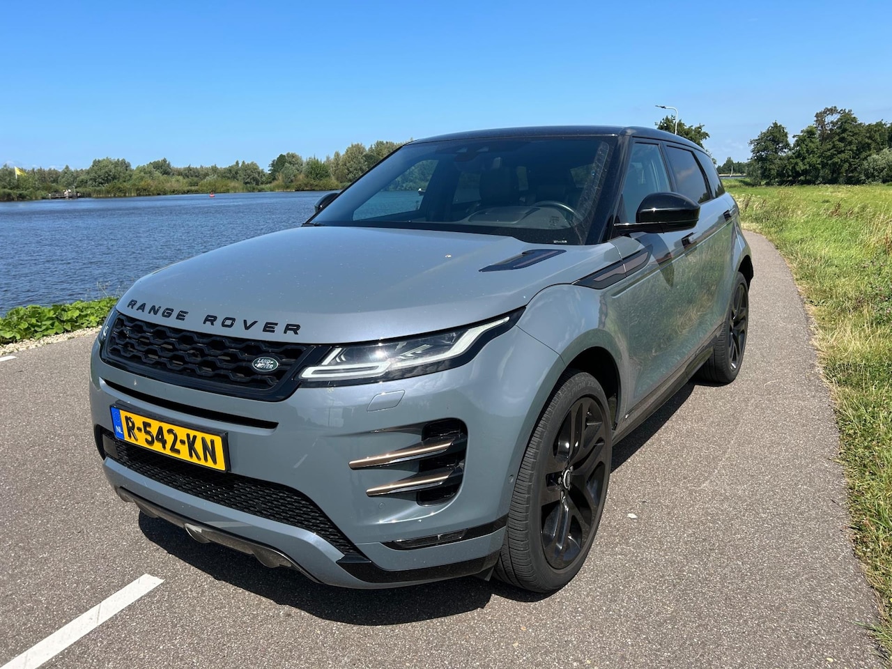 Land Rover Range Rover Evoque - 2.0 P250 AWD R-Dynamic HSE 2.0 P250 AWD R-Dynamic HSE - AutoWereld.nl