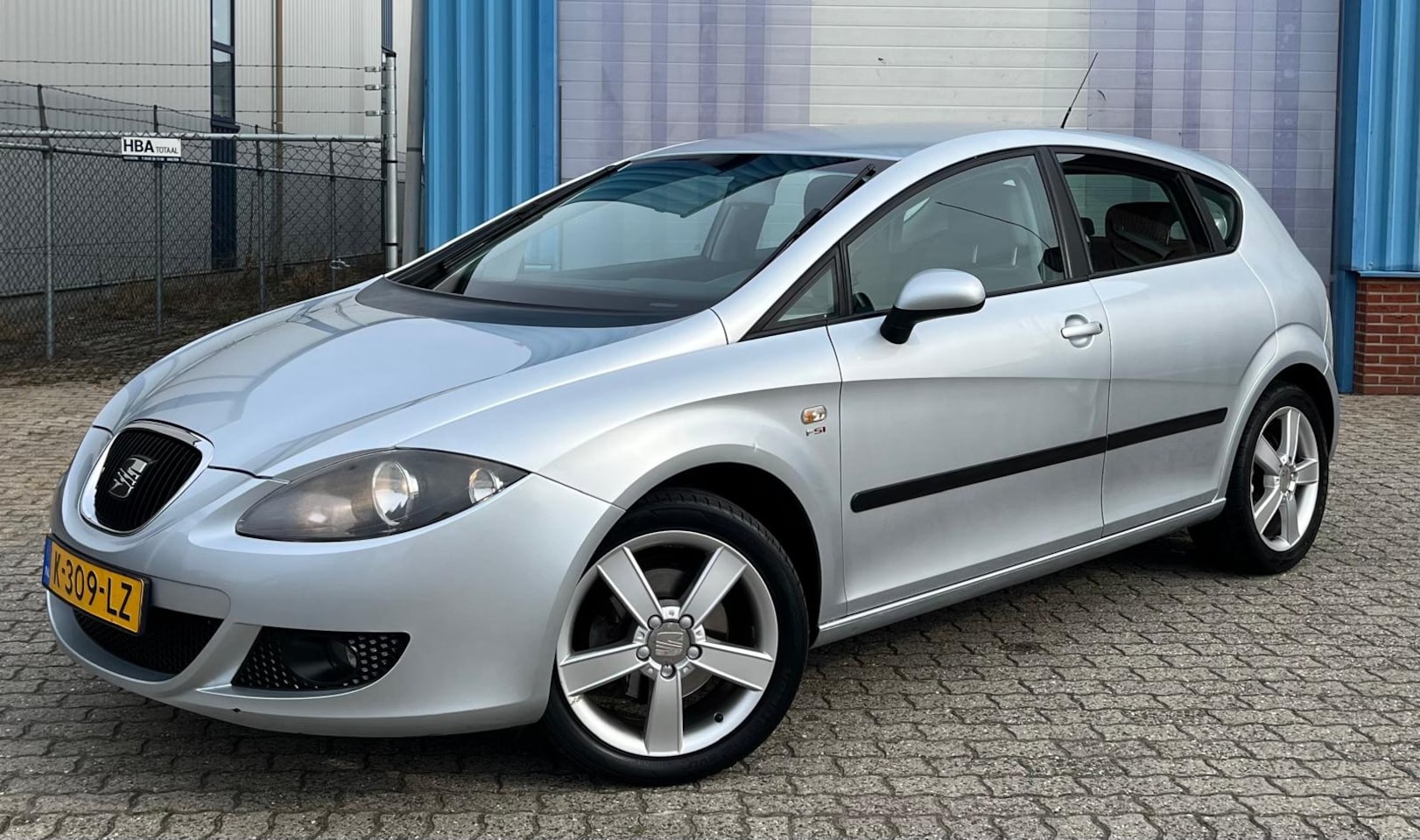 Seat Leon - 2.0 FSI Reference 2.0 FSI REFERENCE - AutoWereld.nl