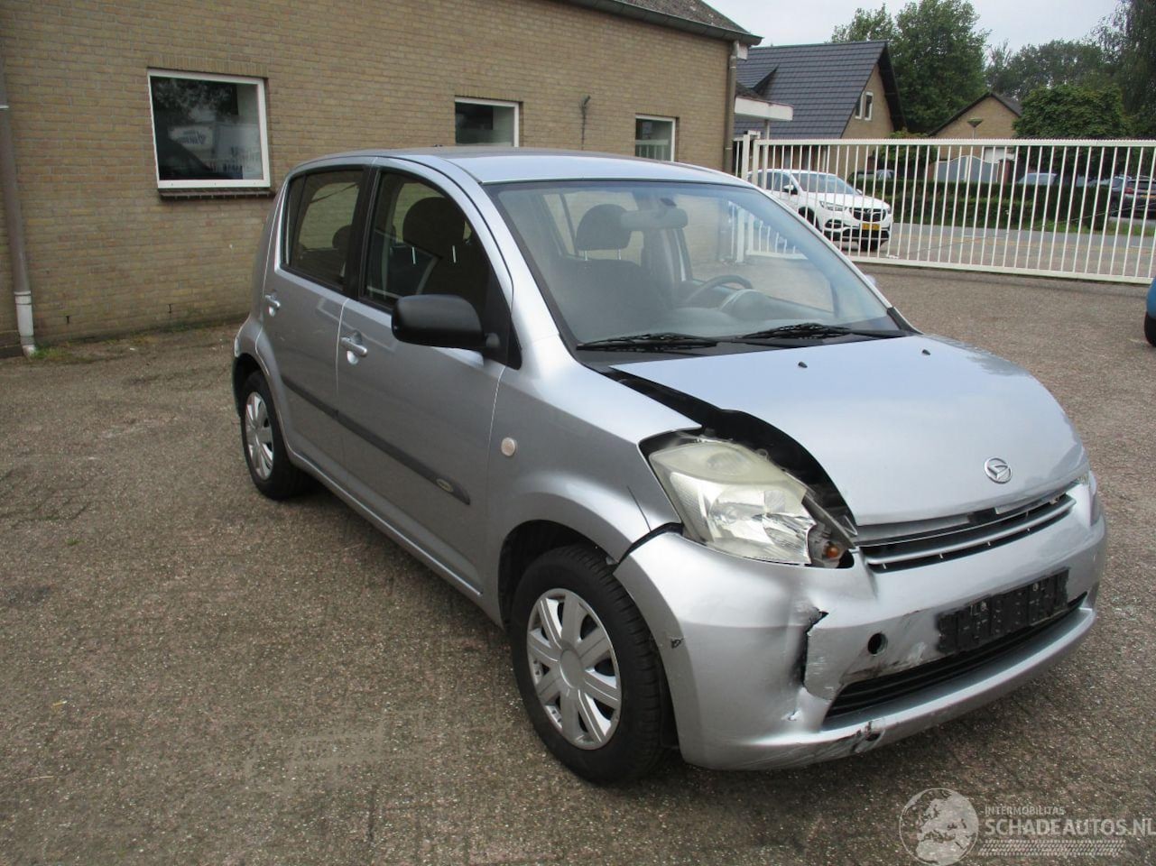 Daihatsu Sirion 2 - 1.3-16v Comfort Airco - AutoWereld.nl