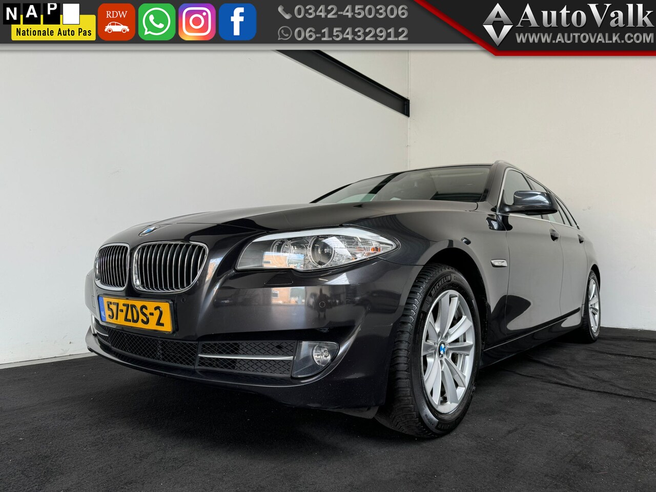 BMW 5-serie Touring - 520i Executive 520i Executive - AutoWereld.nl