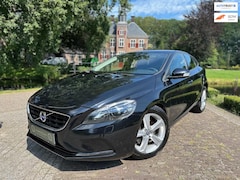 Volvo V40 - 1.6 T2 Momentum | 12 maanden garantie | Cruise | Dealer Onderhouden |