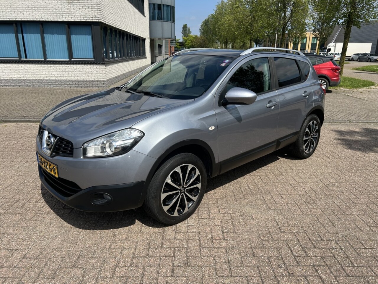 Nissan Qashqai - 1.6 Connect Edition PANO/CRUISE/NAVI/CAMERA/NAP! - AutoWereld.nl