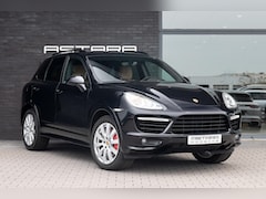 Porsche Cayenne - 4.8 Turbo