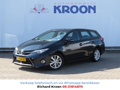 Toyota Auris Touring Sports - 1.3 Now