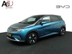 BYD DOLPHIN - Design 60 kWh Navigatie | Stoelverwarming | 427 km WLTP | Panoramadak | Bi-tone |