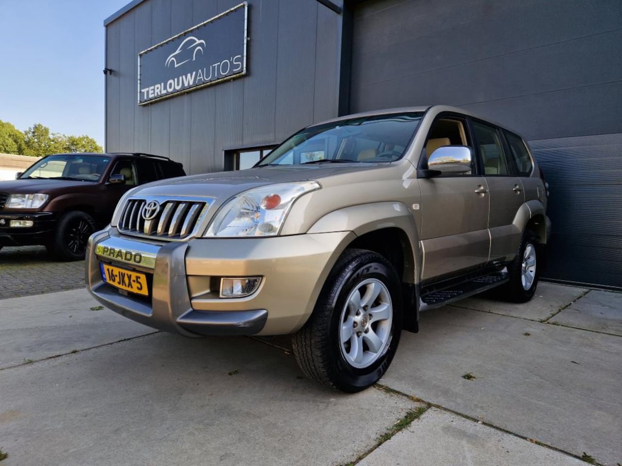 Toyota Land Cruiser - 4.0 V6 VVT-i Benzine Youngtimer - AutoWereld.nl