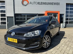 Volkswagen Golf Variant - 1.4 TSI Connected Series All-Star Navi / Trekhaak / All-season banden / Parkeersensoren v+