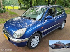 Daihatsu Sirion - 1.0-12V ZTi