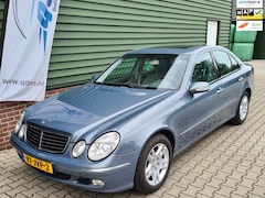 Mercedes-Benz E-klasse - 240 Elegance 4-Matic