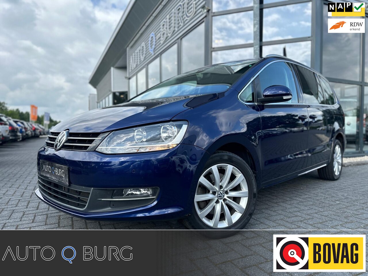 Volkswagen Sharan - 2.0 TDI Highline | DSG Automaat | Leder | Navi | 72.000 KM! | 7 Persoons | - AutoWereld.nl