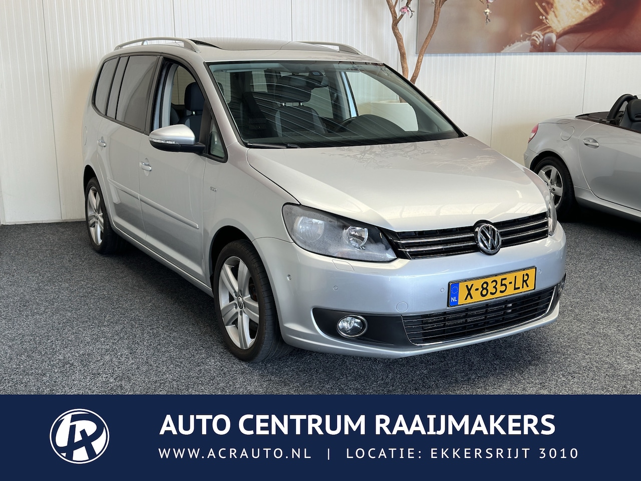 Volkswagen Touran - 1.4 TSI Highline 7persoons NAVIGATIE CRUISE CONTROL PANORAMA SCHUIF/KANTELDAK BLUETOOTH TE - AutoWereld.nl