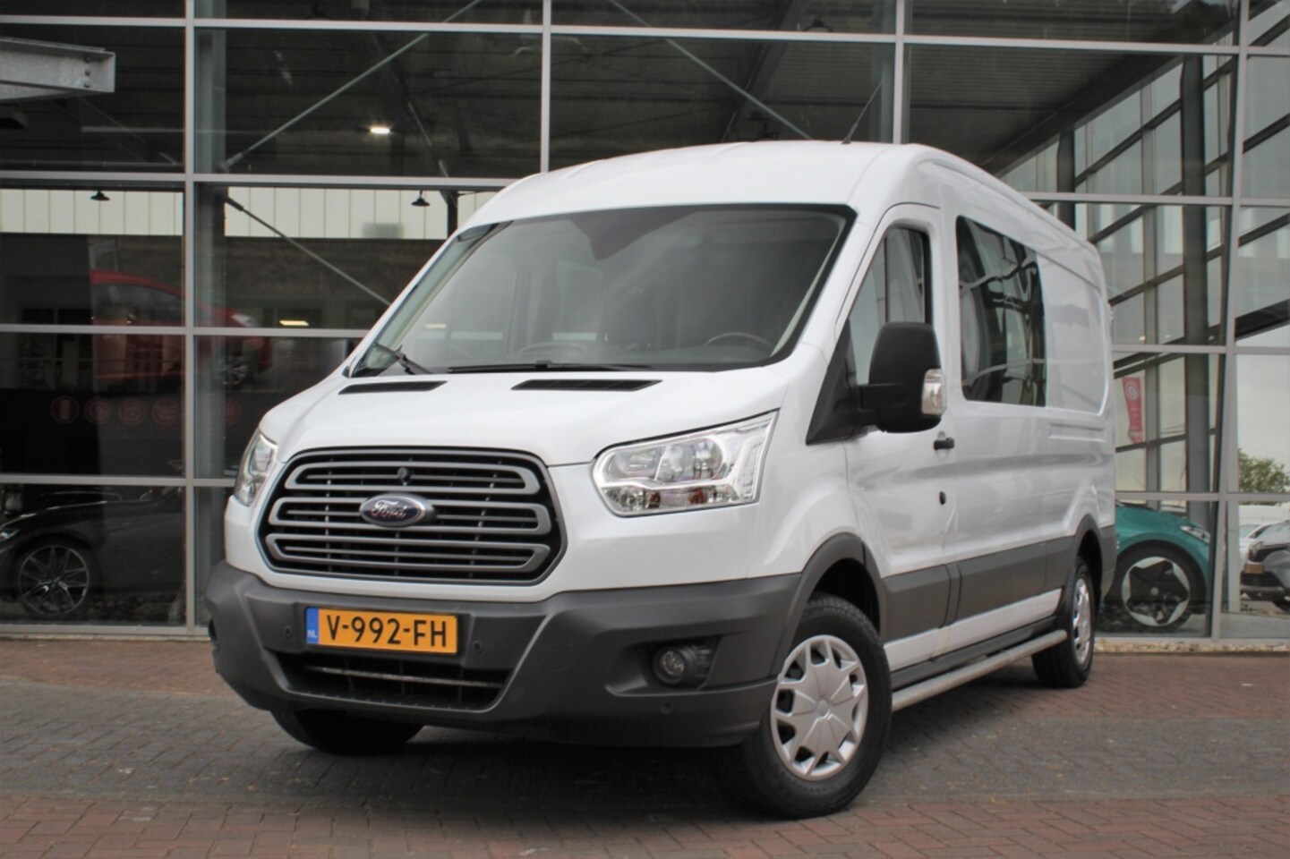 Ford Transit - 330 2.0 TDCIL3H2DCTr - AutoWereld.nl