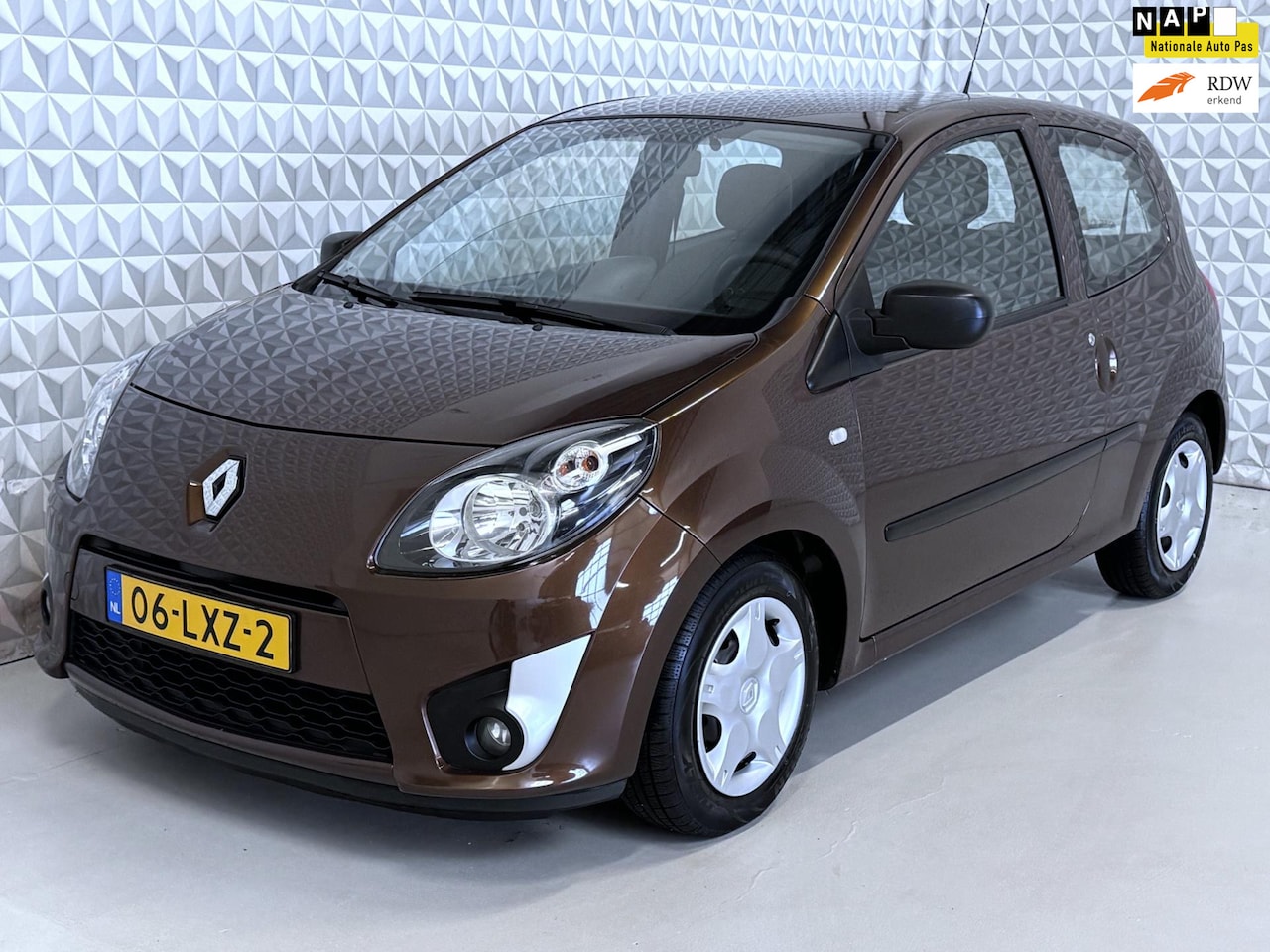 Renault Twingo - 1.2-16V Airco Trekhaak / 124.000km (2010) - AutoWereld.nl