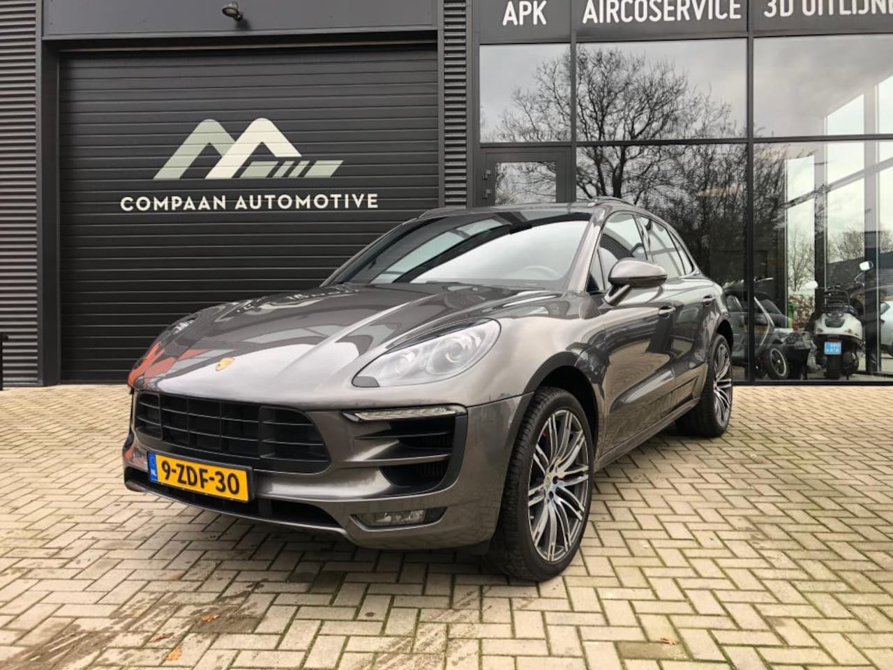 Porsche Macan - 3.6 Turbo 400PK PVTS 3.6 Turbo 400PK Pano Luchtvering Bose PVTS - AutoWereld.nl