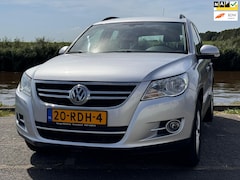 Volkswagen Tiguan - 1.4 TSI Comfort&Design nwe distributie ketting TREKHAAK // CLIMAATCONTROLE // CRUISECONTRO