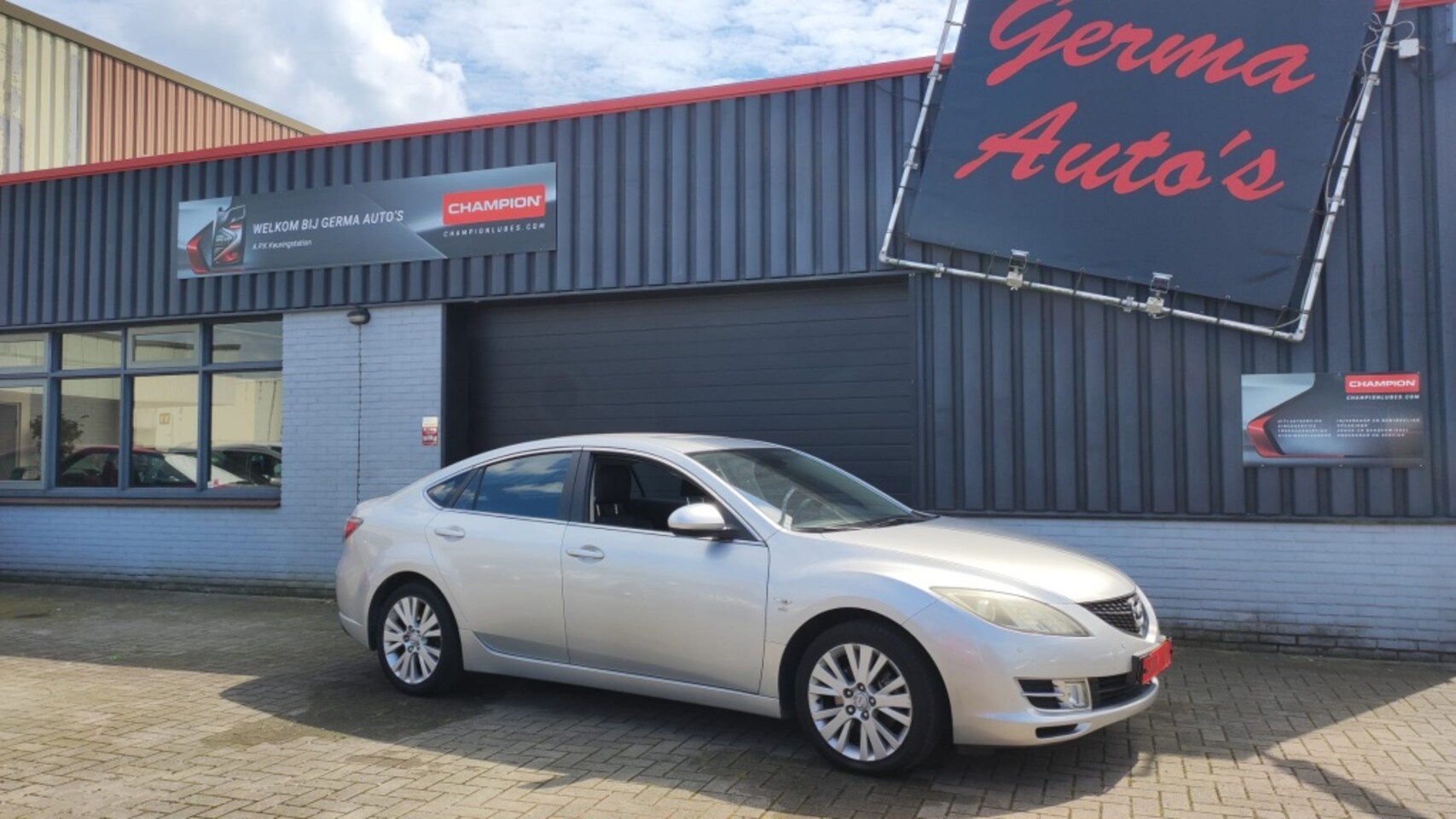 Mazda 6 - 1.8 Exclusive Mooie Sportieve Auto!!! - AutoWereld.nl