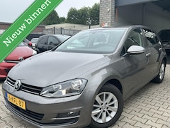 Volkswagen Golf - 1.2 TSI Highline BlueMotion/ Dealer onderh