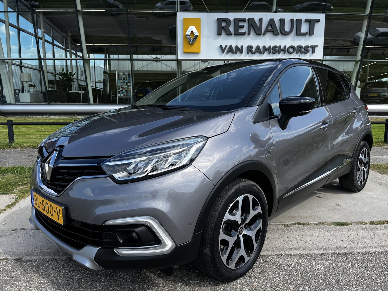 Renault Captur - 0.9 TCe Intens / Keyless / PDC V+A / Camera / Cruise / Aut. Parkeren / DAB / Climate / - AutoWereld.nl