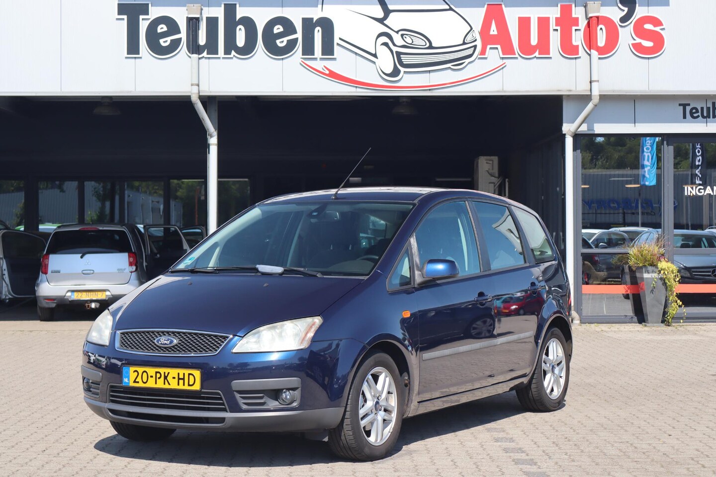 Ford Focus C-Max - 1.8-16V First Edition Airco, Trekhaak, Extra set wielen, Cruise control - AutoWereld.nl