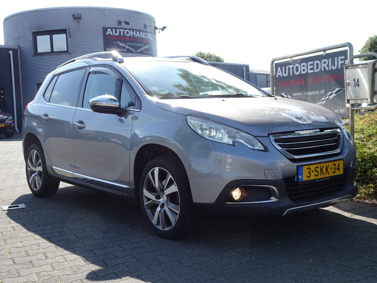 Peugeot 2008 - 1.6 VTi Féline 1.6 VTi Féline - AutoWereld.nl