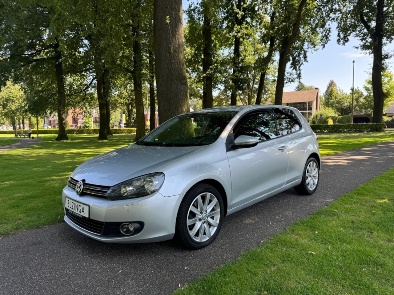 Volkswagen Golf - 1.4 TSI Highline Automaat -leder-navi 2010 - AutoWereld.nl