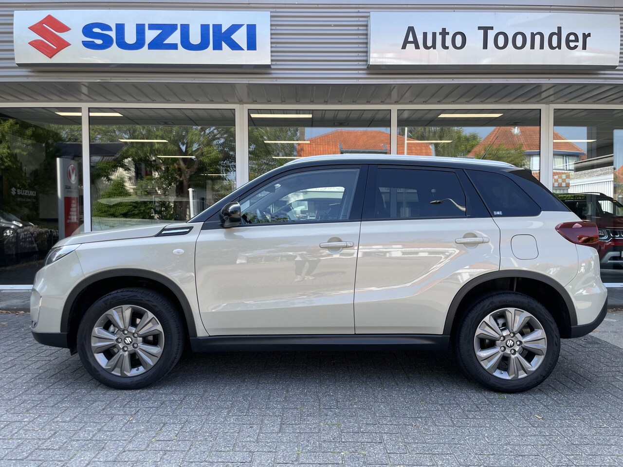 Suzuki Vitara - 1.4 Boosterjet Select Smart Hybrid 1.4 Boosterjet Select Smart Hybrid - AutoWereld.nl