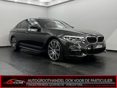 BMW 5-serie - 530e M sport iPerformance High Executive Leder, Navi, Camera, Schuifdak, Sfeerverlichting,