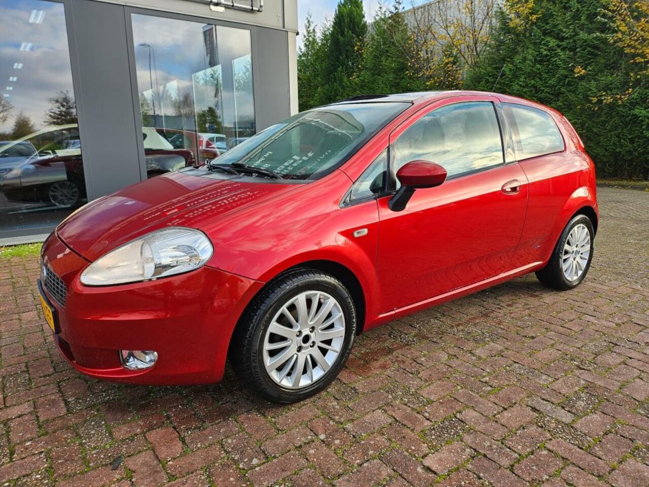 Fiat Grande Punto - 1.4-16V Emotion PANO AIRCO LEER PDC - AutoWereld.nl