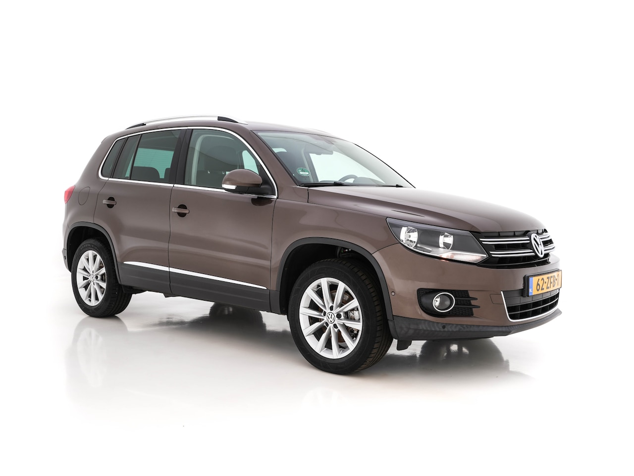 Volkswagen Tiguan - 1.4 TSI Sport&Style-Pack *NAVI-FULLMAP | AIRCO | MICROFIBRE | PDC | CRUISE | PARKPILOT | C - AutoWereld.nl